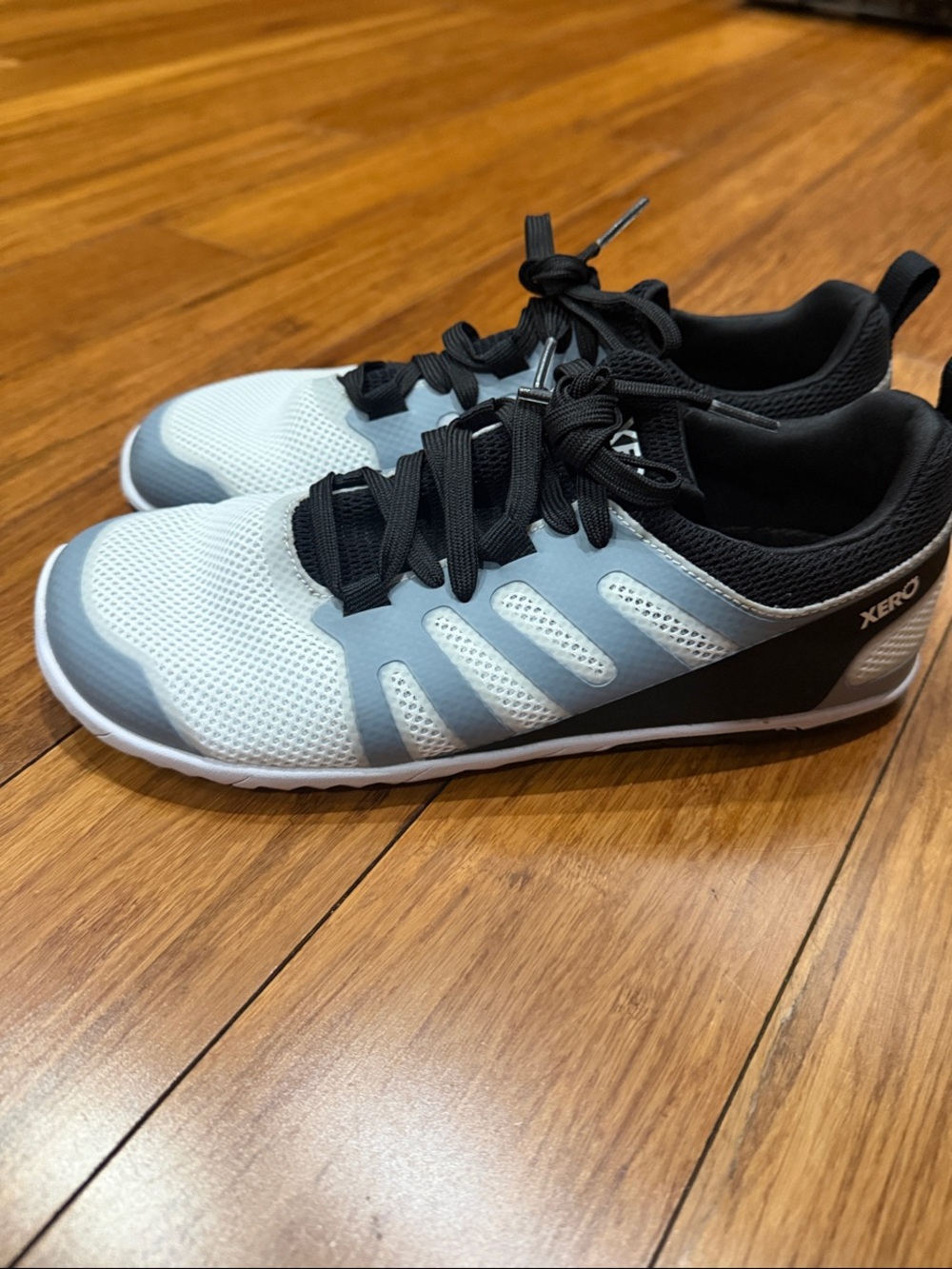 Xero Shoes Womens Forza Runner Barefoot White Gray Lightweight F220615W size 7.5